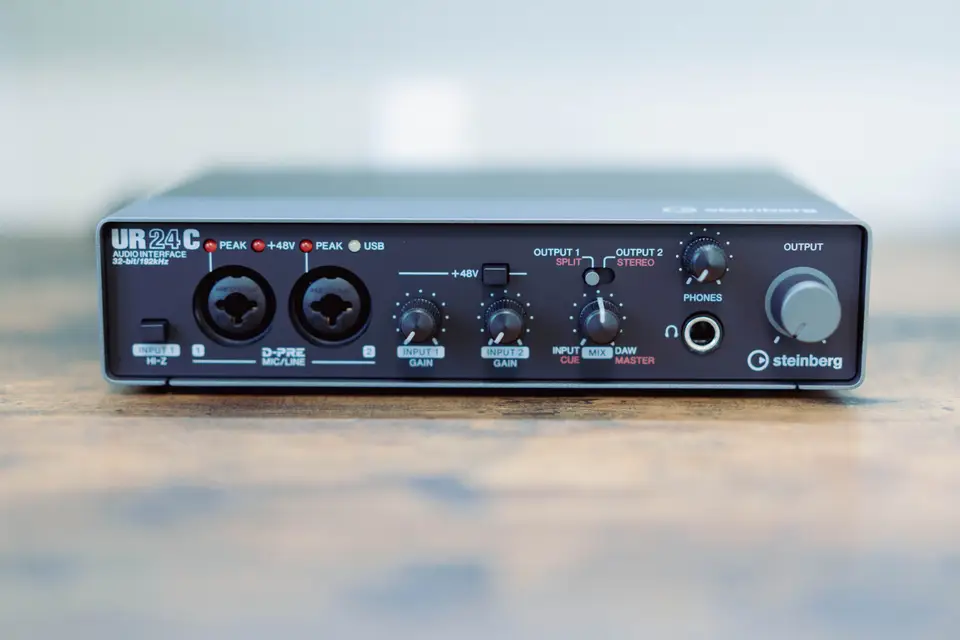高音質な声をお届け。コンパクトなのにプロ仕様なオーディオインターフェース Steinberg「UR24C」